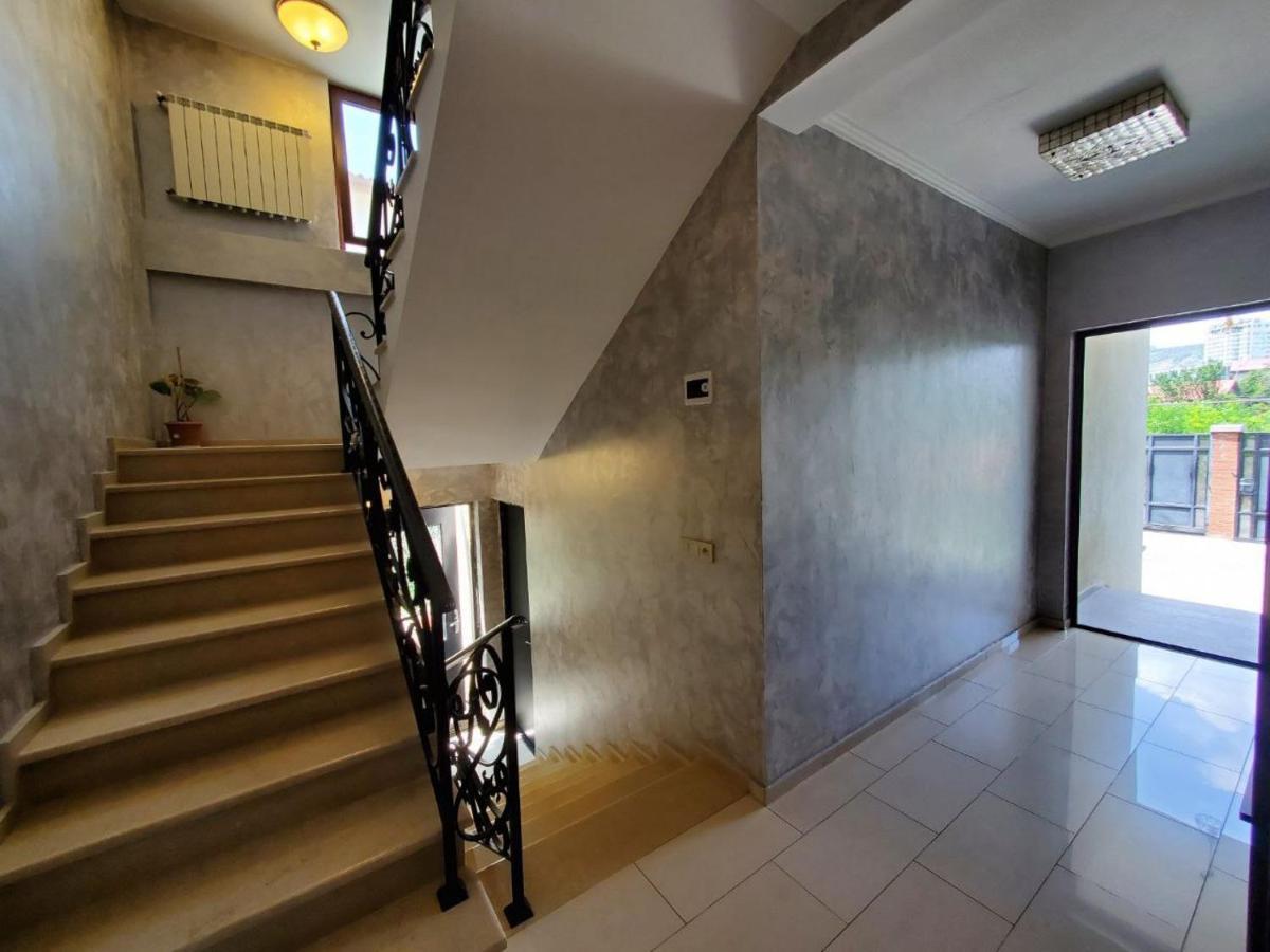Guesthouse Anna Tbilisi ภายนอก รูปภาพ